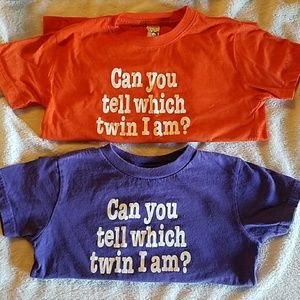 🎉$5🎉Twin t-shirts!!! 5/6 1 orange 1 purple EUC!!